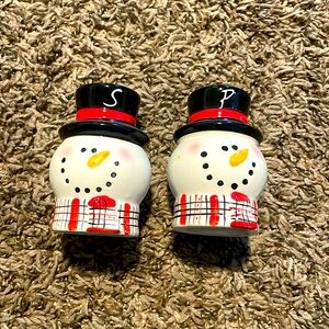 Snowman Salt and Pepper Shakers